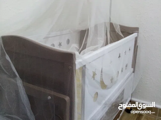 تخت أطفال جديد وكاله