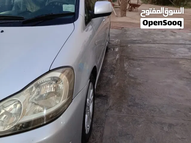 2004 تويوتا اخرى