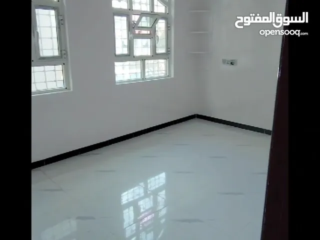 24m2 More than 6 bedrooms Townhouse for Sale in Sana'a Other