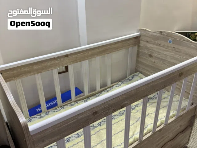 تخت اطفال مستعمل