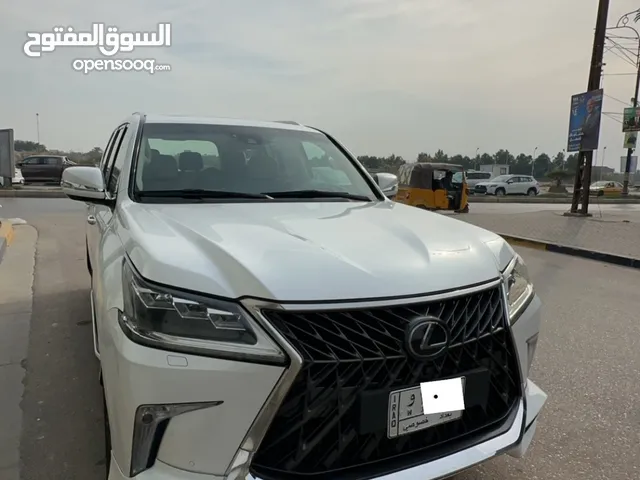 Apple CarPlay New Lexus in Basra