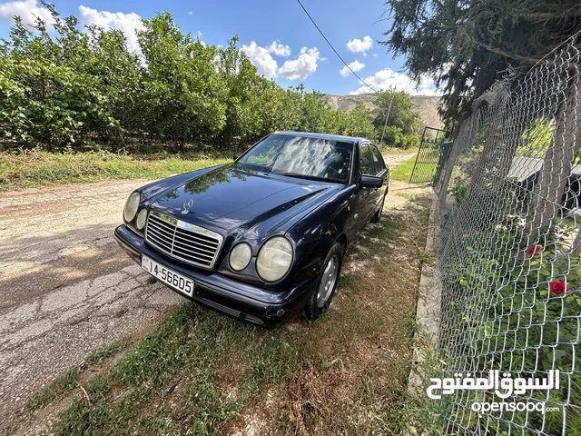 Mercedes Benz E-Class 1999 in Amman