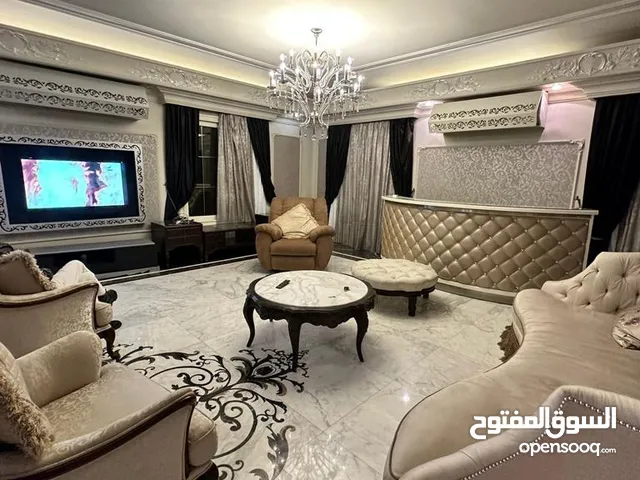 450m2 5 Bedrooms Villa for Rent in Giza Sheikh Zayed