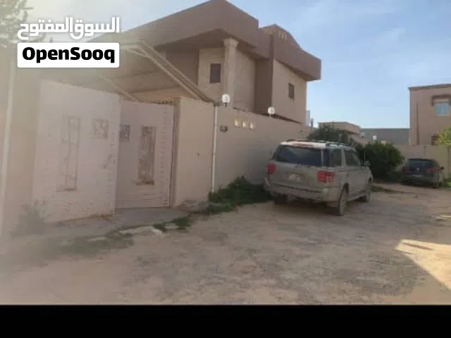 فيلا لي البيع.......