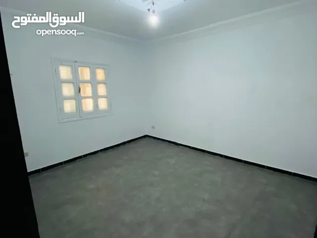 60m2 2 Bedrooms Townhouse for Sale in Tripoli Arada