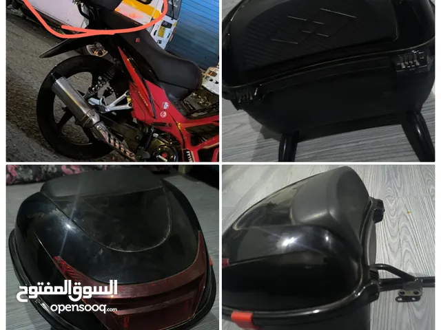 للبيع شنطه دراجه ناريه خلفي اسود