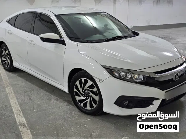 Honda Civic 2.0L SUPER CLEAN LIKE A SHOWROOM CONDITION  2017  156K Kilometers  Excellent condition