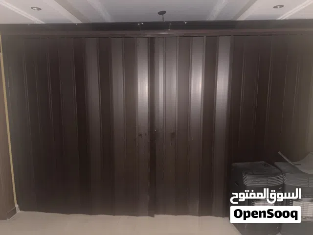 باب اكورديون للبيع