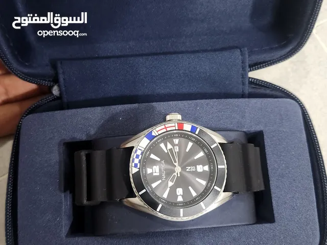 ساعه ماركه انقيه وراقيه من ماركه NAUTICA