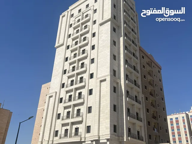 للايجار محل وشقق سكنية وتجارية في الفروانية قطعة 3
