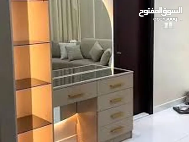 تفصيل تسريحات روعه موديلات حديثه مع كرسي اجود انواع الخشب