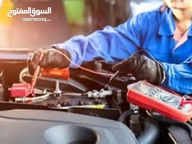كهربائي وميكانيكي سيارات وكمبيوتر تشخيص اعطال متنقل نجوك لعندك وفي مكانك للصيانة جميع انواع السيارات
