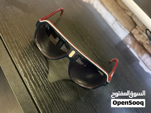 نظارات شمسية ( اصليه ) نوع كاريرا بحالة الجديد