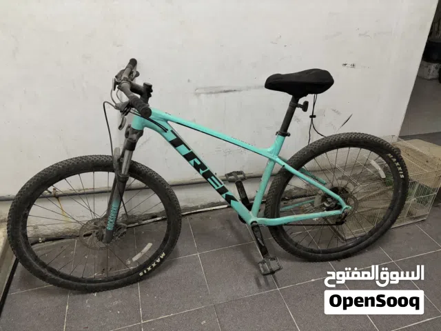 للبيع دراجة هوائية TREK MARLIN 7 استعمال بسيط