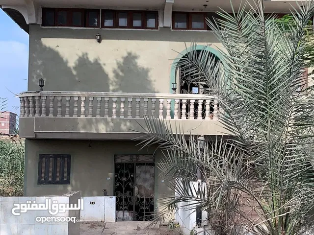 300 m2 More than 6 bedrooms Townhouse for Sale in Qalubia Kafr Shukr