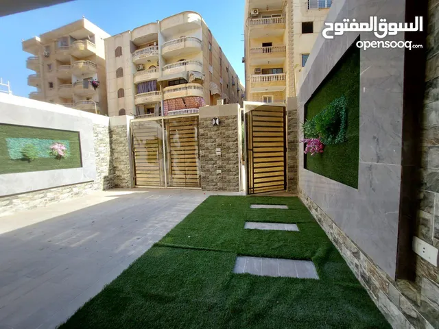 280 m2 3 Bedrooms Villa for Sale in Giza Hadayek al-Ahram
