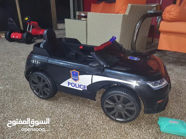 سيارة شرطة أطفال