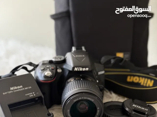 URGENT: Nikon D5300 + 18-55mm Lens with ALL original accessories and camera bag
