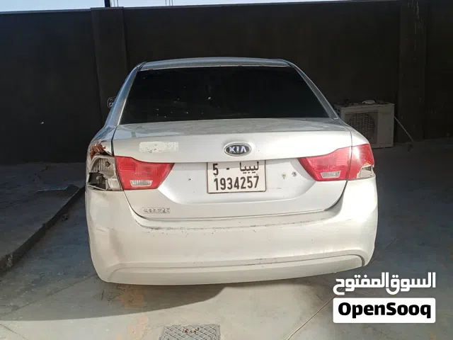 2010 كيا لوتزي