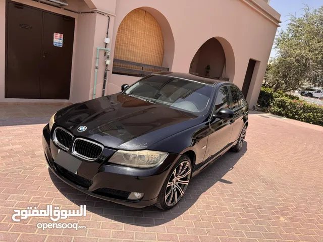 BMW 320i بسعر ممتاز