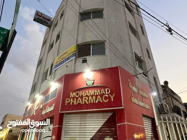 مكاتب وعيادات للايجار في منطقه جبل الجوفه عند صيدليه محمد