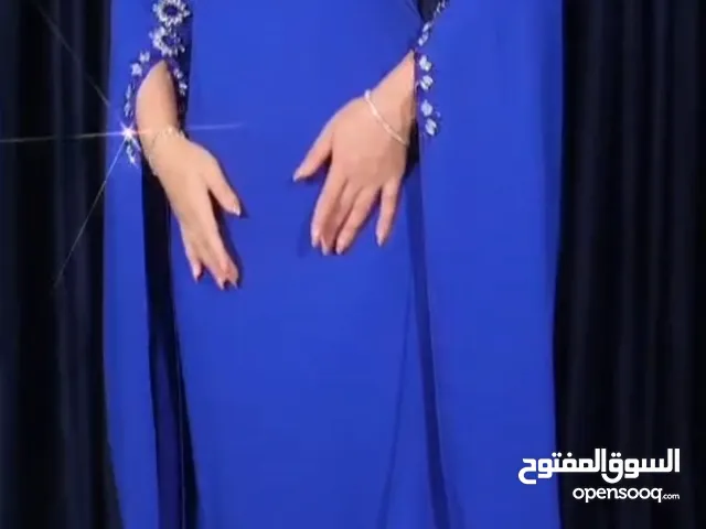 فستان سهرة ازرق يوجد عدة مقاسات