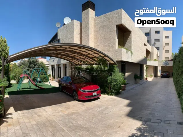 750 m2 5 Bedrooms Villa for Sale in Amman 4th Circle