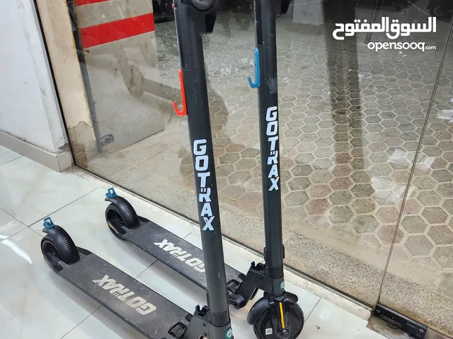 Refurbished GOTRAX G2Plus Electric Scooter – 12mph, 11.2km Range, Foldable
