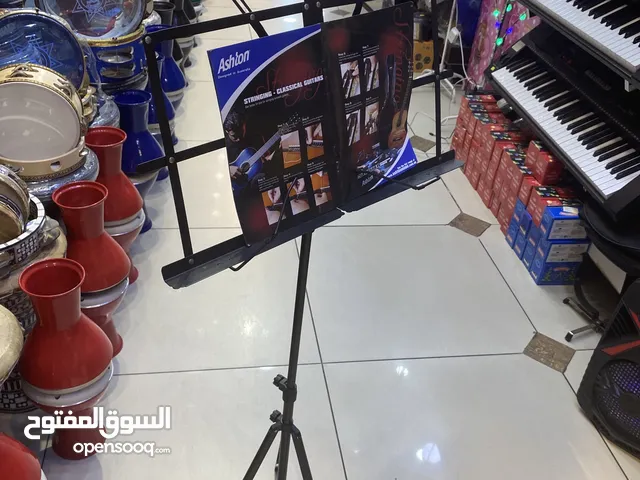 ستاند نوتة معدن