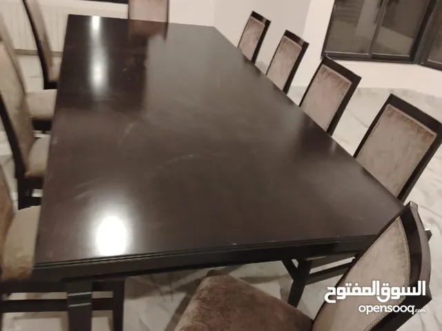 طاولة سفرة لقطة من the one