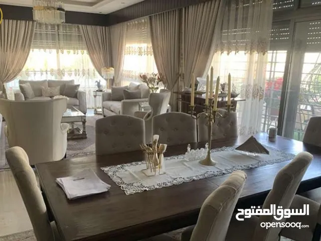 250 m2 4 Bedrooms Apartments for Sale in Amman Um Uthaiena