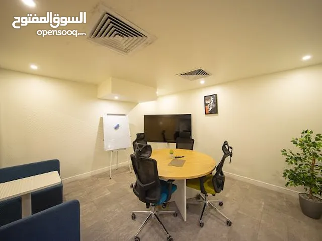 مكاتب مؤثثة للإيجار