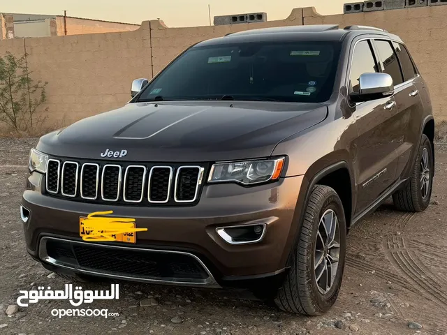 Used Jeep Grand Cherokee in Dhofar