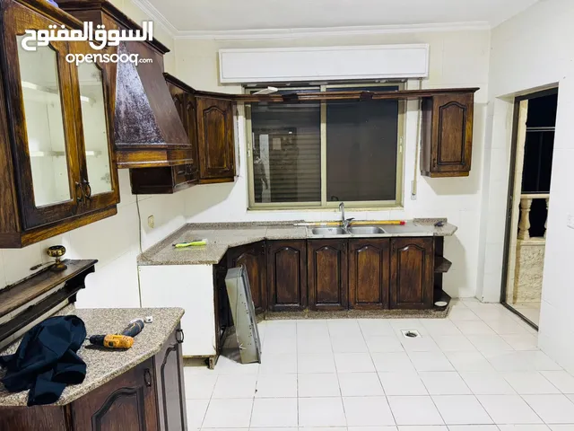 170 m2 3 Bedrooms Apartments for Rent in Amman Jubaiha
