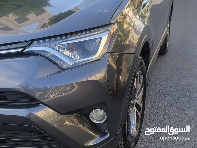 راف فور 2017 للبيع xle 4x4 فل كامل