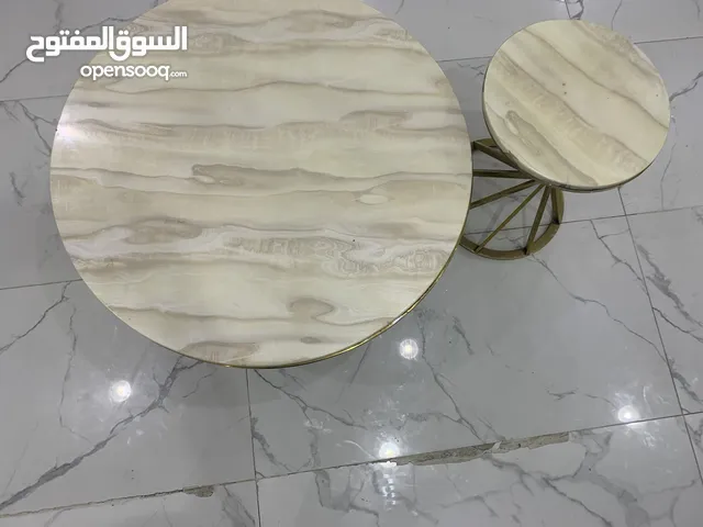 للبيع طاولة نضيف جدا