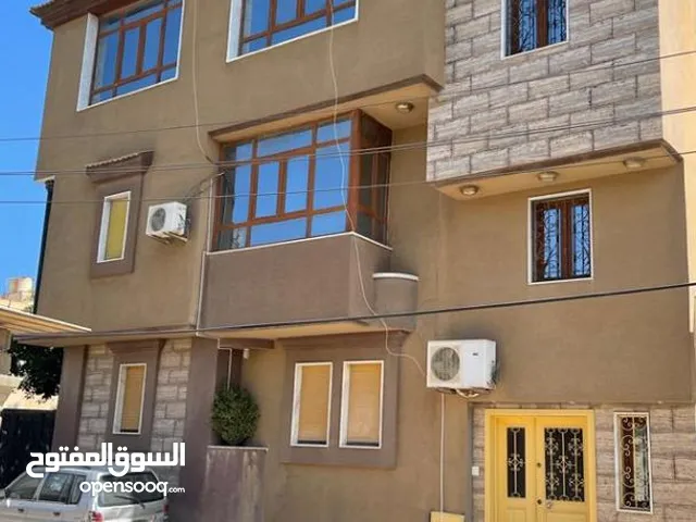 150 m2 3 Bedrooms Townhouse for Rent in Tripoli Souq Al-Juma'a