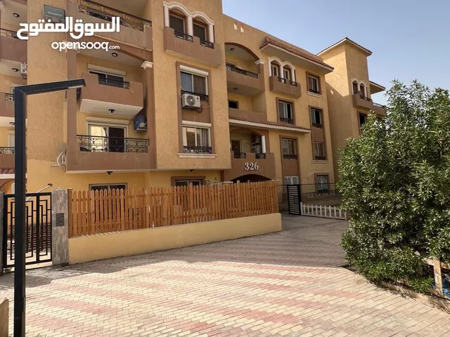 158 m2 3 Bedrooms Apartments for Sale in Giza Sheikh Zayed