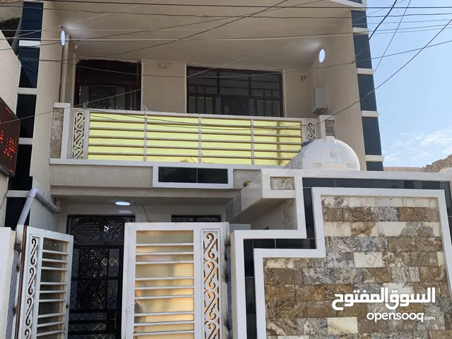 100 m2 4 Bedrooms Townhouse for Sale in Baghdad Hosseinia