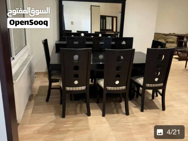 طقم سفرة 8 مقاعد بحالة ممتازة للبيع