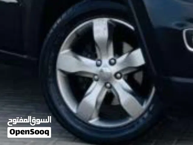 جنط جيب شروكي مع كوشوك