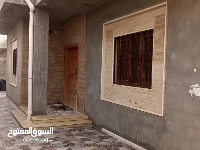 380 m2 3 Bedrooms Townhouse for Sale in Tripoli Janzour
