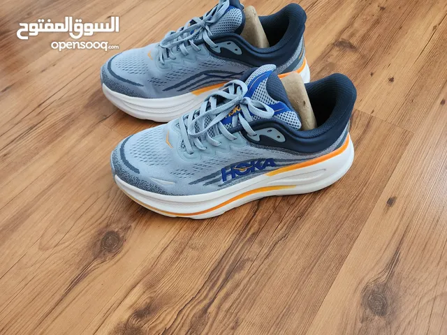 44 Sport Shoes in Amman