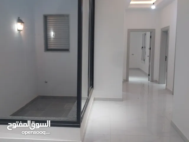 1 m2 More than 6 bedrooms Villa for Rent in Tripoli Al-Nofliyen