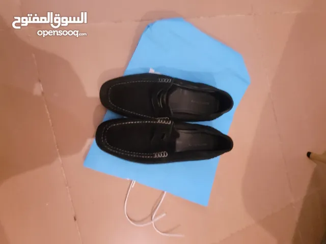 43 Casual Shoes in Abu Dhabi