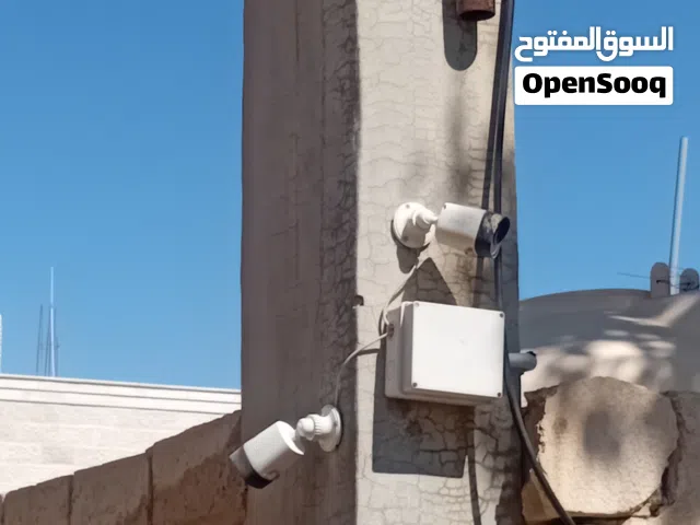 4 كاميرات ملون ليل نهار ميجا HD  5 جهاز DVR