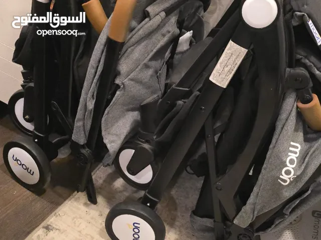عربة للأطفال مستعمل ( شبه جديد )