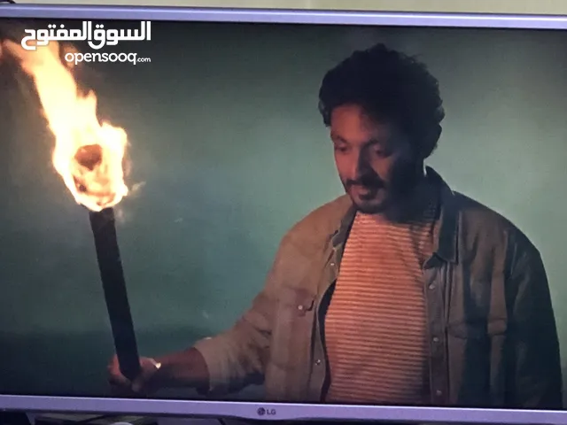 شاشة ال جي LG 32 سمارت  LCD 4K برسيفر مدمج