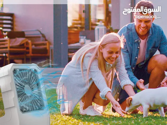 مروحه صحراويه مزوده بخاخين ماء تعمل على الشحن الكهربائي الفوري طويل الامد متنقل حجم كبير 40 سم