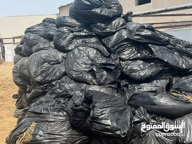 متوفر سماد او روث خيول